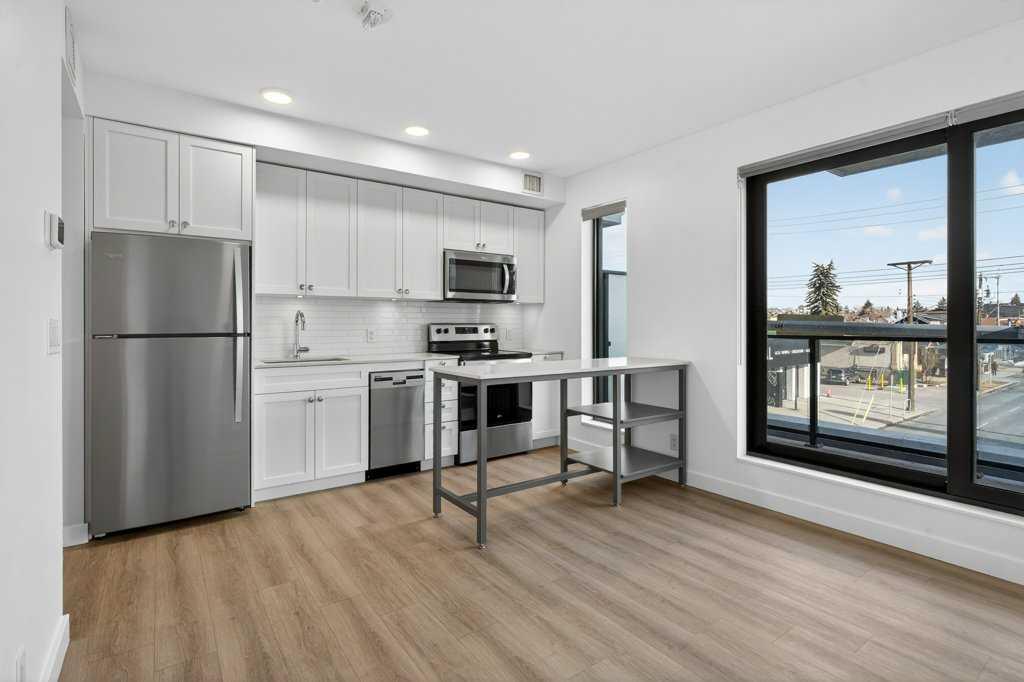 Fourth View of 206, 123 4 Street NE, Crescent Heights, Calgary, Alberta, T2E 8K3