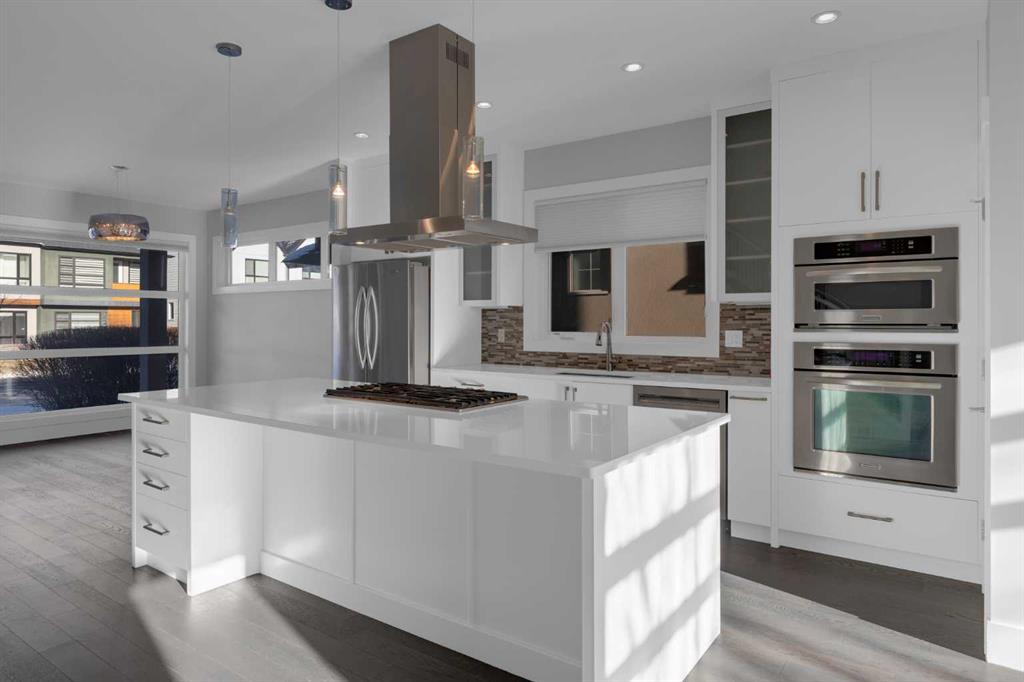 Fourth View of 2319 23 Avenue SW, Richmond, Calgary, Alberta, T2T 1W8