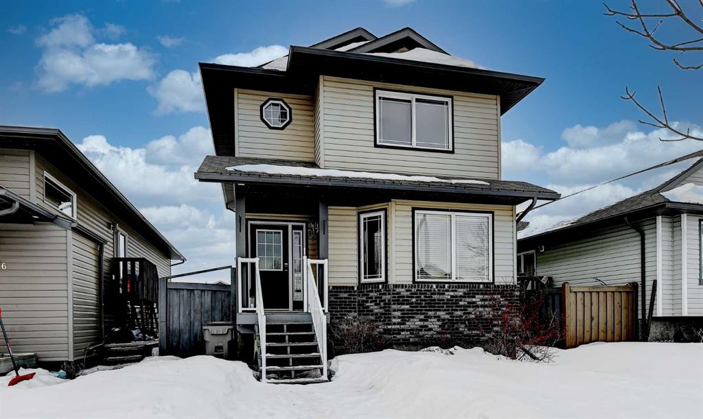 18 Pinnacle Street , A2282911, Alberta,
