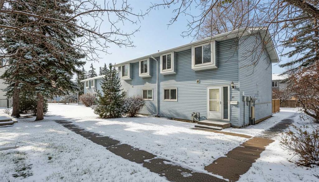 Third View of 16, 4810 40 Avenue SW, Glamorgan, Calgary, Alberta, T3E 1E5