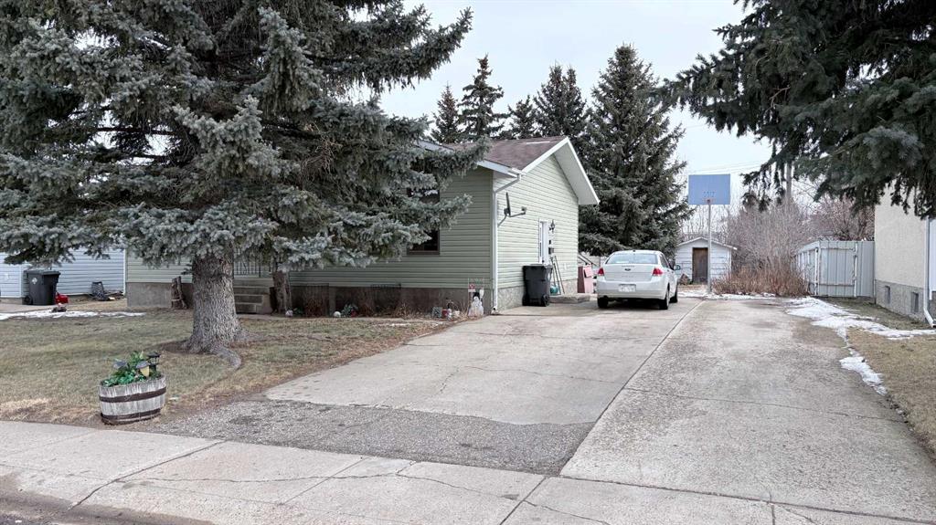 105 4th Street W, A2282972, Alberta,