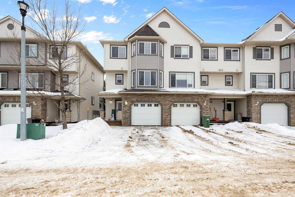 Third View of 5, 400 Williams Drive , Wood Buffalo, Fort McMurray, Alberta, T9H 5R7