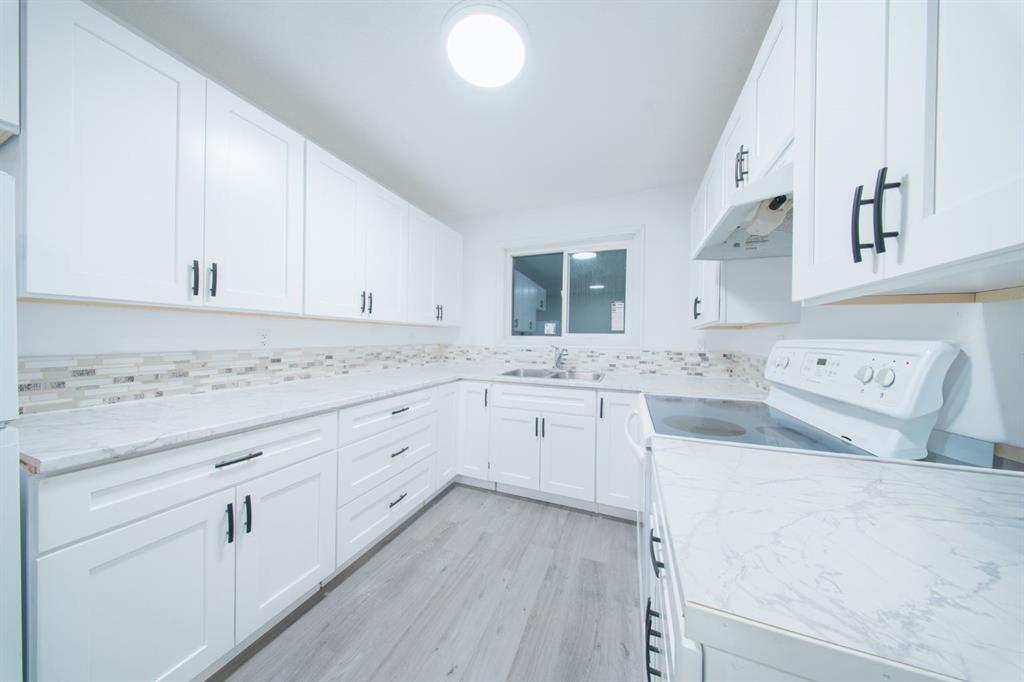 Fourth View of 5402 54 Street , Lucas Heights, Ponoka, Alberta, T4J1L9