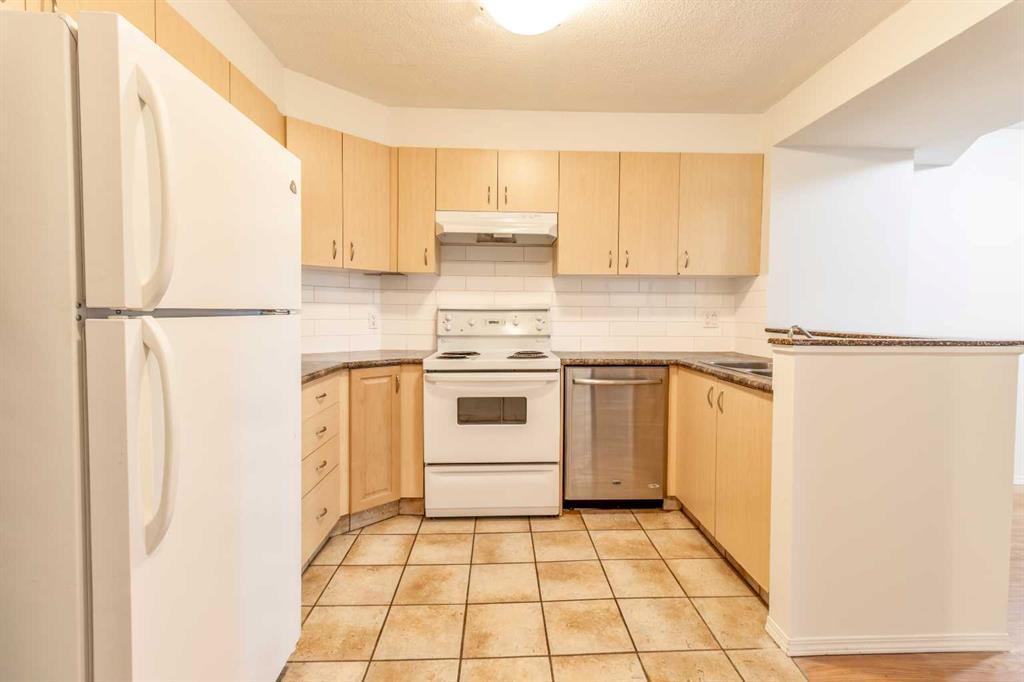 Fourth View of 304, 1121 6 Avenue SW, Downtown West End, Calgary, Alberta, T2P 5J4