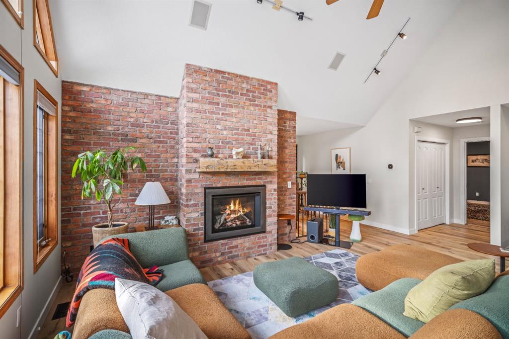 Fourth View of 108 Lougheed Circle , NONE, Banff, Alberta, T1L 1B4