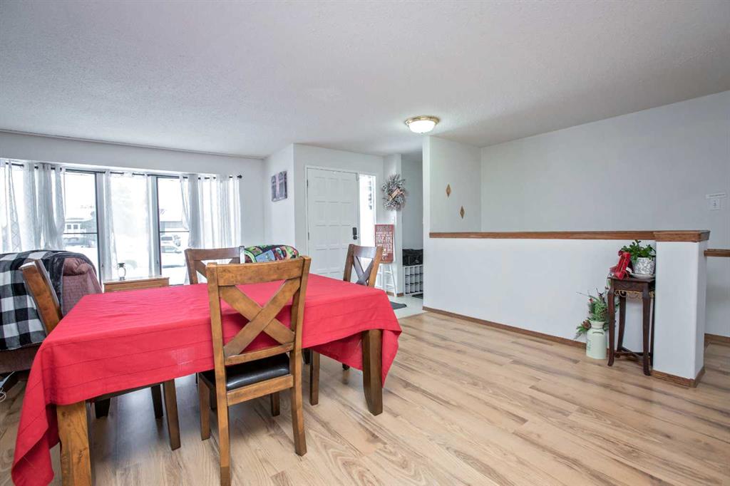 Fifth View of 4719 23 Street , Wallacefield, Lloydminster, Saskatchewan, S9V 1N3