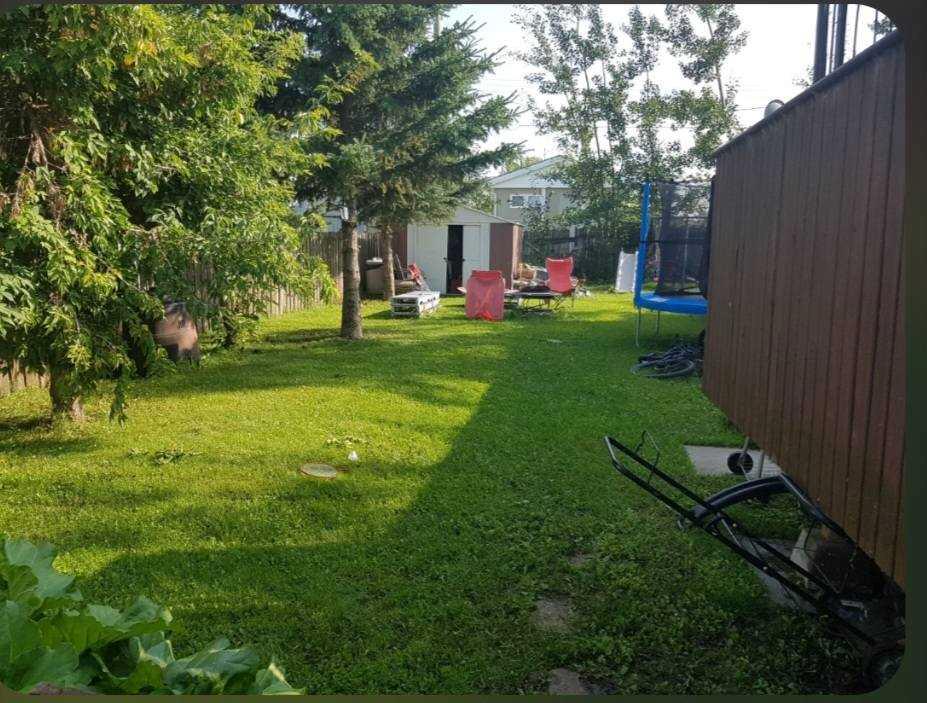 Third View of 9707 104 Avenue , NONE, Clairmont, Alberta, T0H 0W0