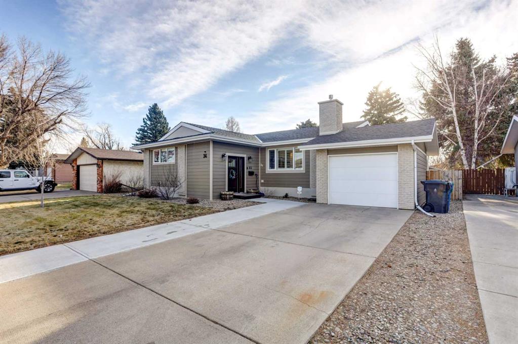 Third View of 34 Honeysuckle Road N, Park Meadows, Lethbridge, Alberta, T1H4J9