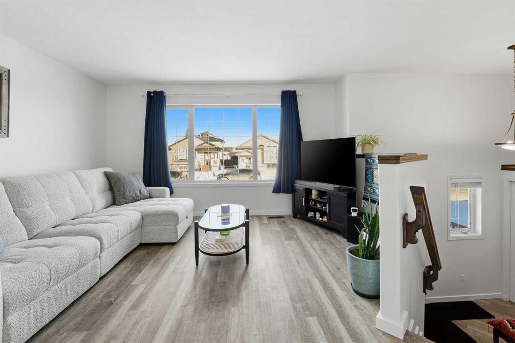 Fourth View of 5807 44 Avenue , Creekside, Rocky Mountain House, Alberta, T4T 0A1