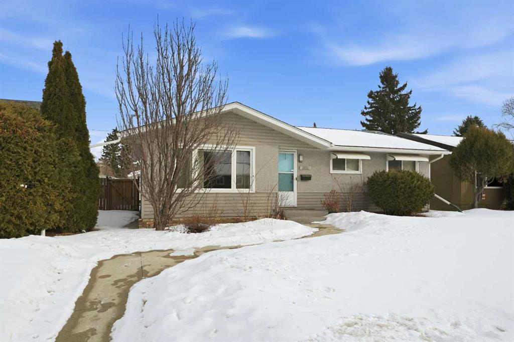 Third View of 3325 43 Avenue , Mountview, Red Deer, Alberta, T4N 3B2