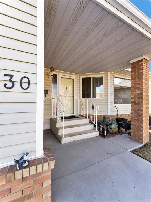 Fourth View of 30, 459 Carry Drive SE, Southview-Park Meadows, Medicine Hat, Alberta, T1B 3W1