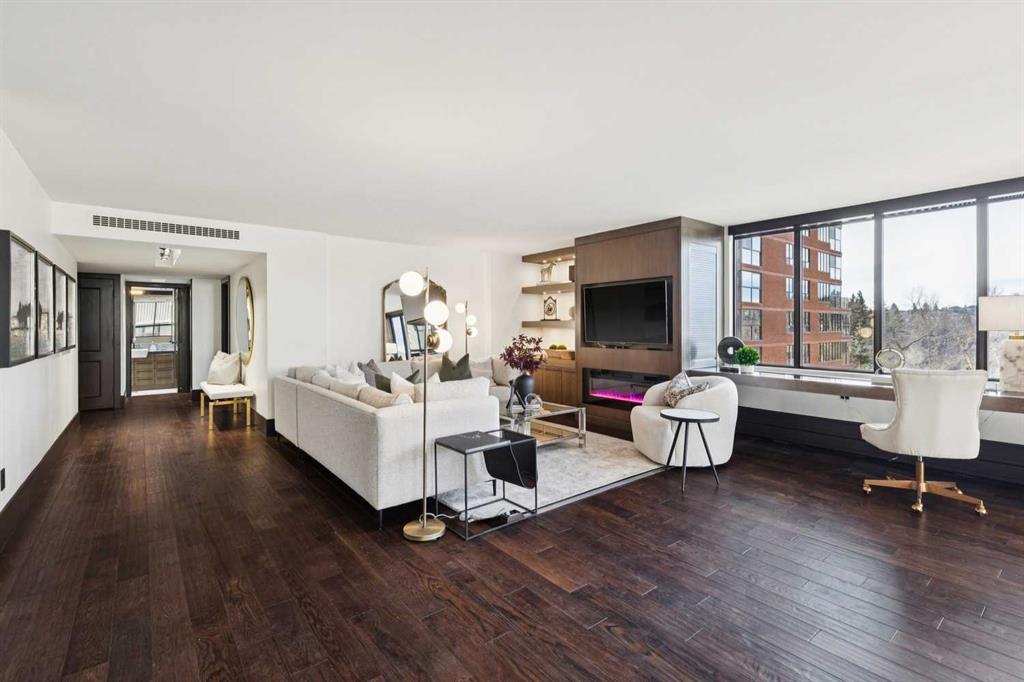 Fifth View of 407, 318 26 Avenue SW, Mission, Calgary, Alberta, T2S2T9