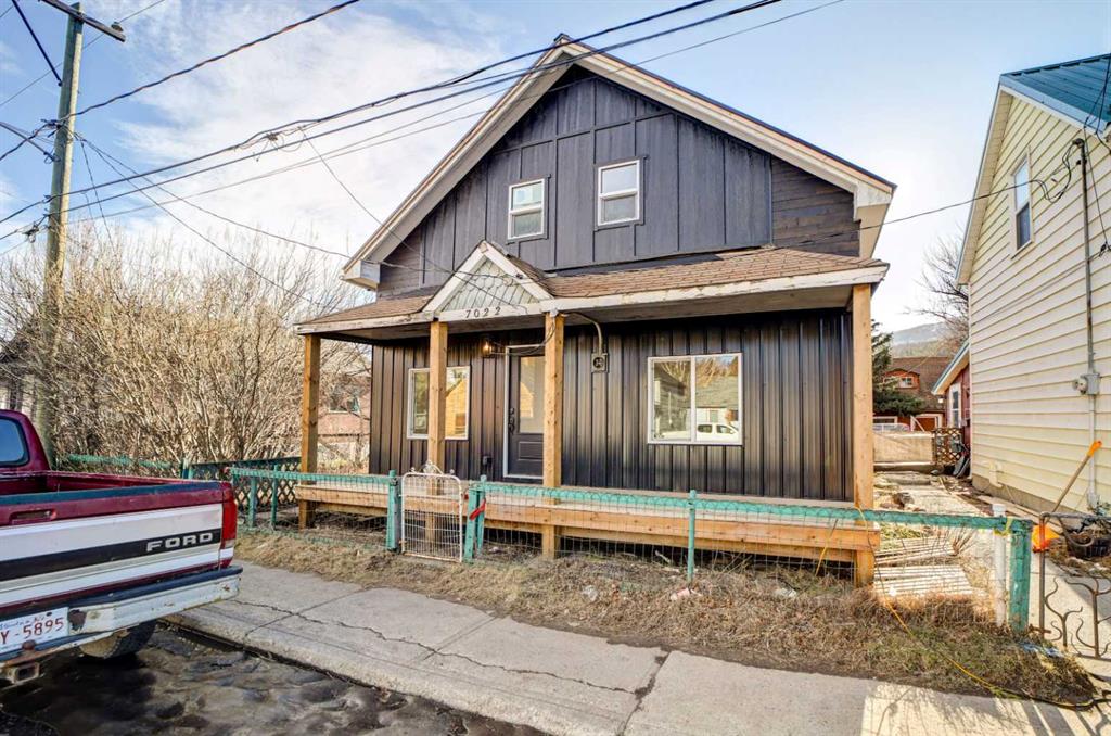 Third View of 7022 17 Avenue N, NONE, Coleman, Alberta, T0K0M0