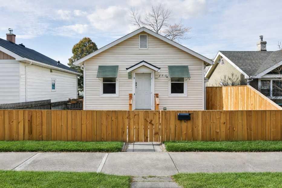 140 20 Street N, A2283671, Alberta,