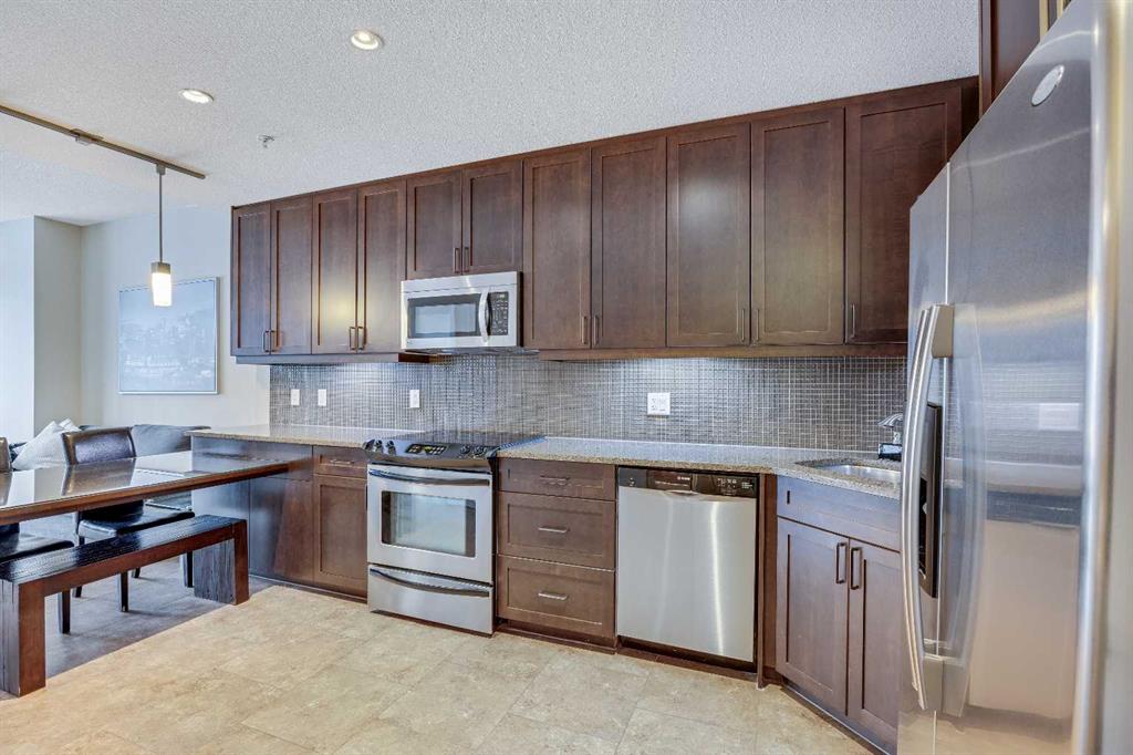 Fifth View of 504, 211 13 Avenue SE, Beltline, Calgary, Alberta, T2G 1E1