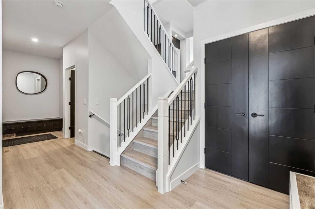 Third View of 123 Mitchell Way NW, Glacier Ridge, Calgary, Alberta, T3R 2B5