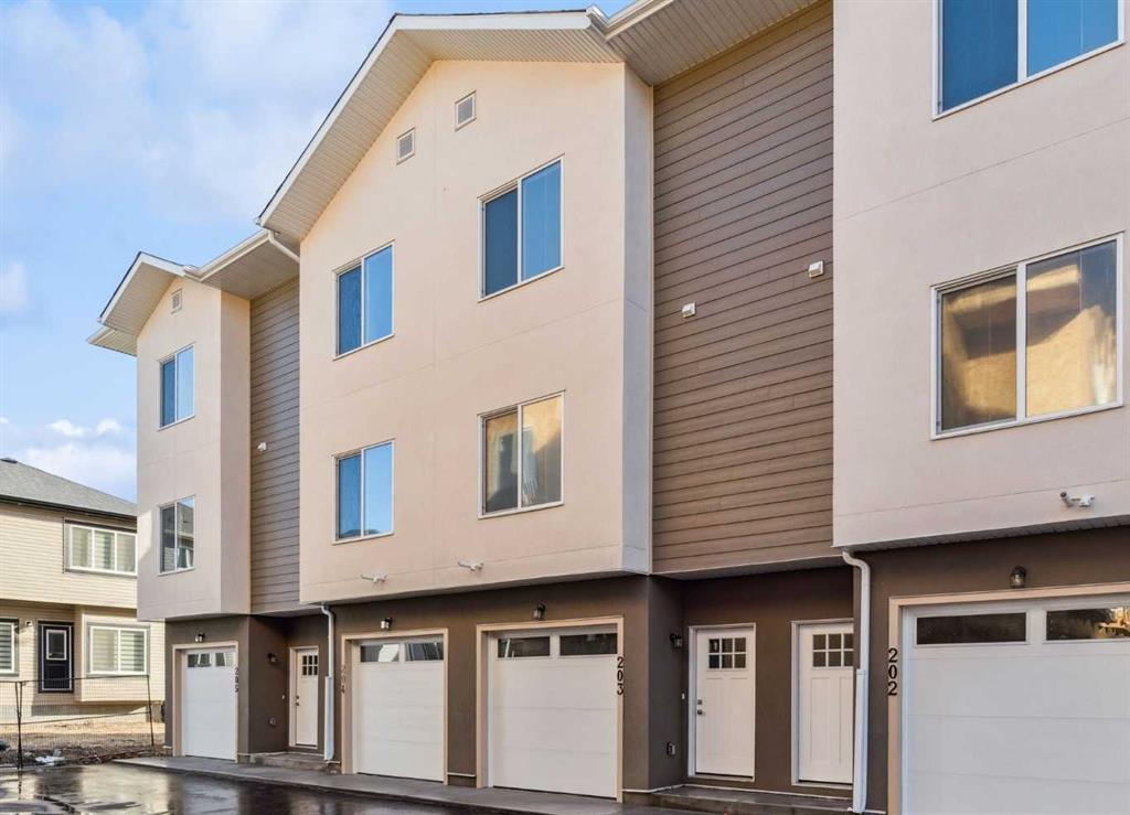 205, 95 Saddlecrest Circle NE, A2283782, Alberta,