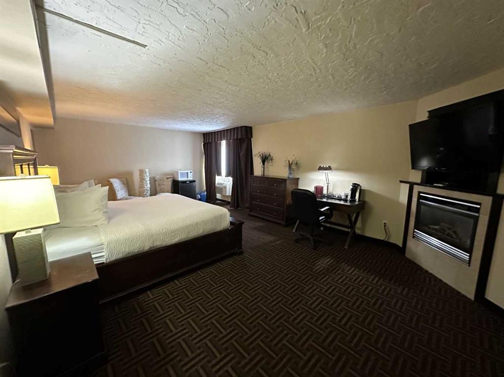 Fifth View of 954 7 Street , NONE, Medicine Hat, Alberta, T1A 7R7