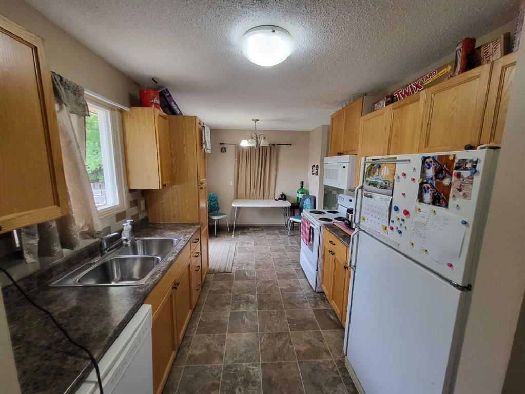 Fifth View of 2161 Palm Road S, Redwood, Lethbridge, Alberta, T1K 3N9