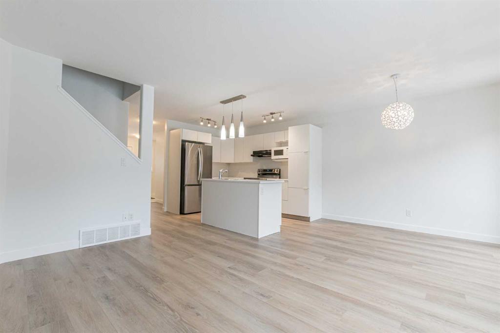 Fourth View of 10446 133 Avenue , Arbour Hills, Grande Prairie, Alberta, T8V 6J7