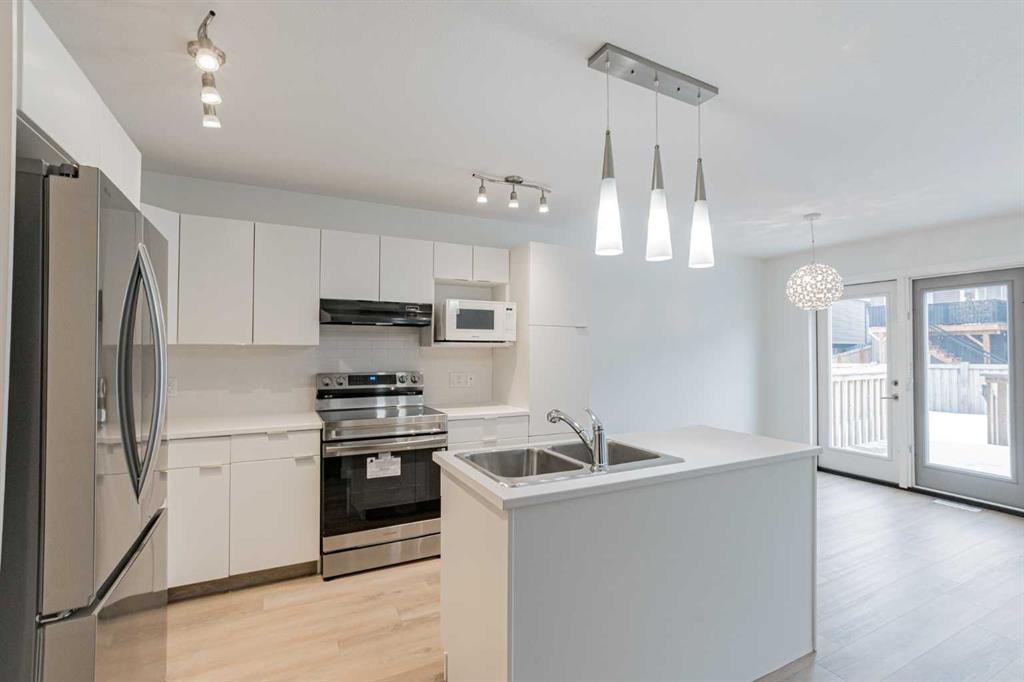 Fifth View of 10446 133 Avenue , Arbour Hills, Grande Prairie, Alberta, T8V 6J7