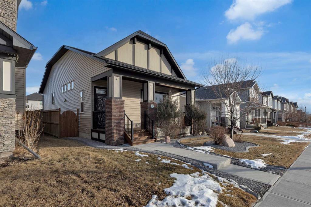 25 Drake Landing Boulevard , A2283858, Alberta,