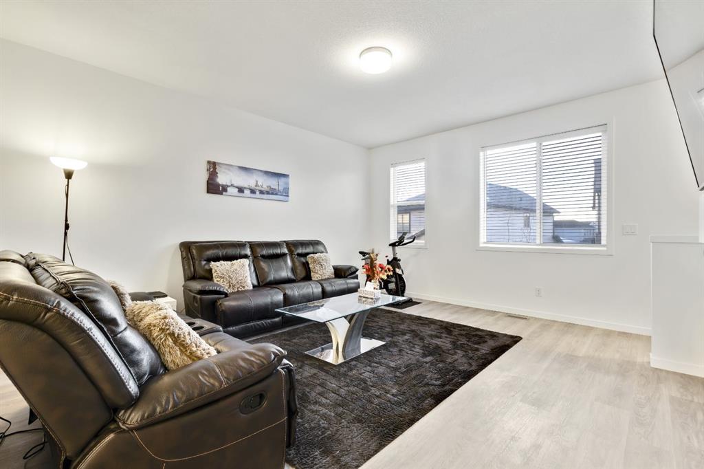 Fourth View of 620 Copperstone Manor SE, Copperfield, Calgary, Alberta, T2Z 5G4