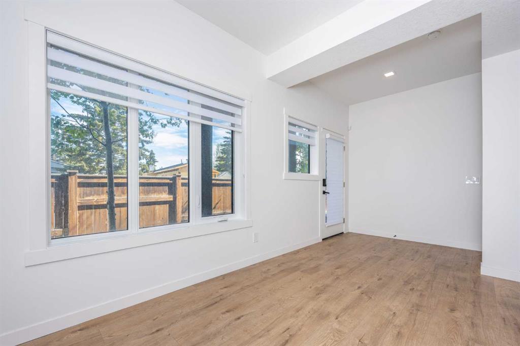 Fourth View of 408 Greenbriar Common NW, Greenwood/Greenbriar, Calgary, Alberta, T3B 6J3