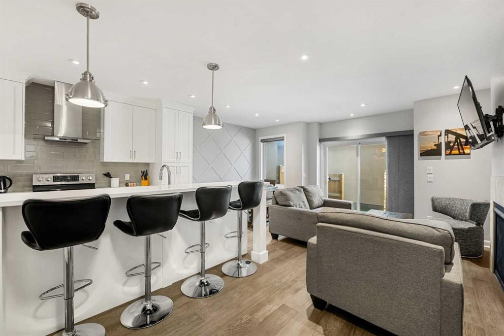 Fourth View of 2, 530 56 Avenue SW, Windsor Park, Calgary, Alberta, T2V 0G7