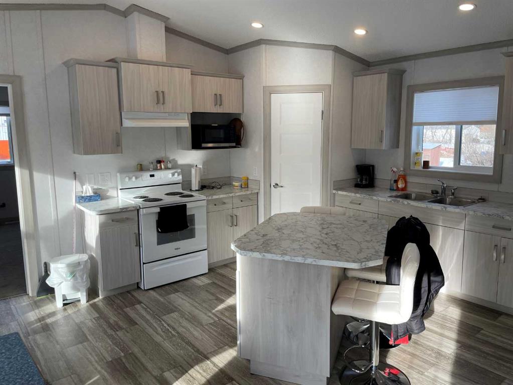 Third View of 4906 49 Street , NONE, Mayerthorpe, Alberta, T0E 1N0