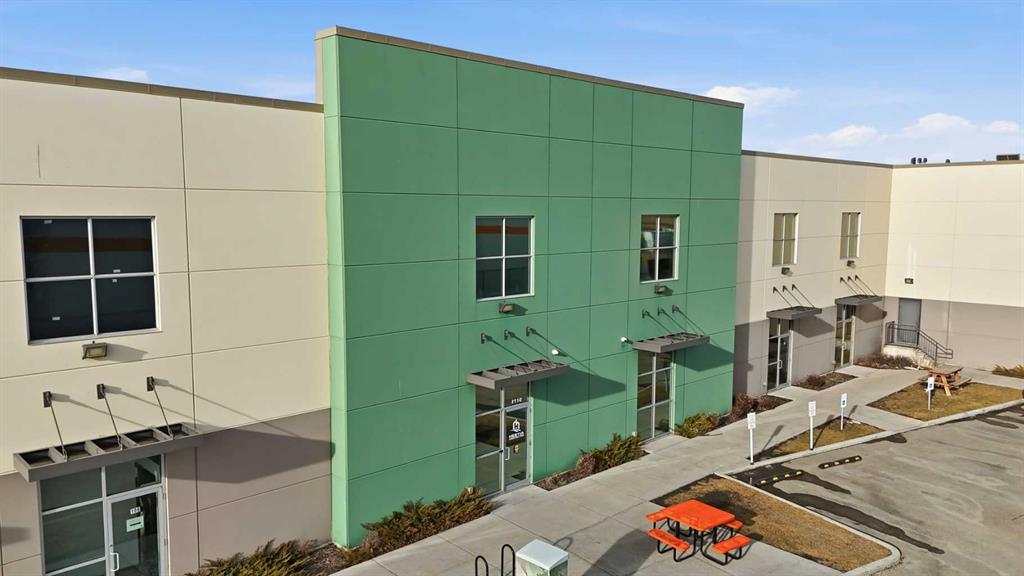 110,114, 10748 74 Street SE, A2283981, Alberta,