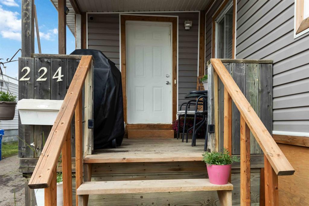 Fourth View of 224 Grandview Crescent , Gregoire Park, Fort McMurray, Alberta, T9H4X8