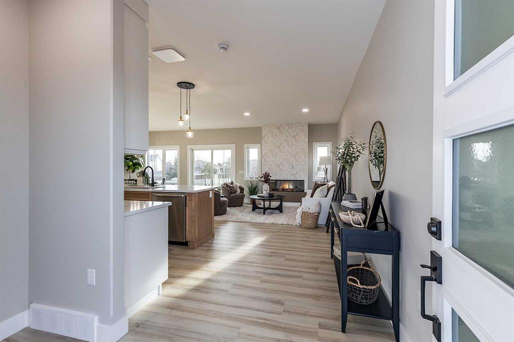 Fifth View of 111 Sierra Road SW, SW Southridge, Medicine Hat, Alberta, T1B 4Y6