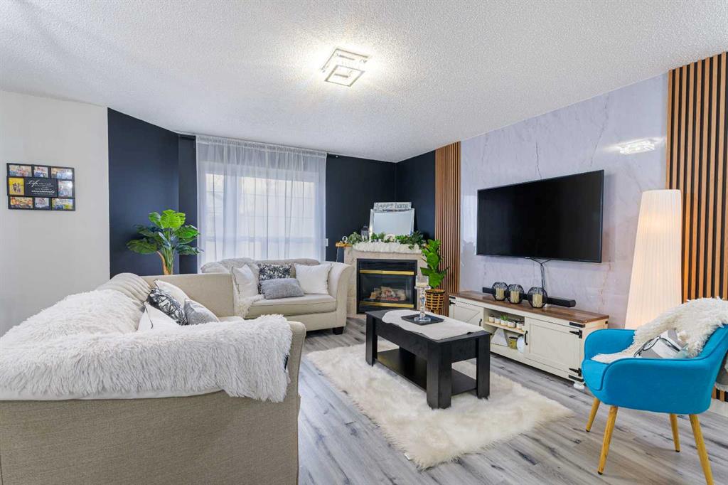 Fourth View of 13 Mt. Aberdeen Manor SE, McKenzie Lake, Calgary, Alberta, T2Z 3N8