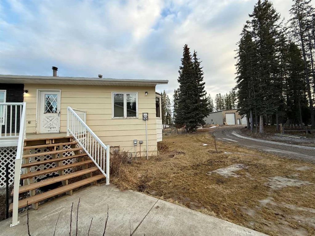 Fourth View of 9, 23518 Highway 16  , NONE, Rural Yellowhead County, Alberta, T7V 1X6