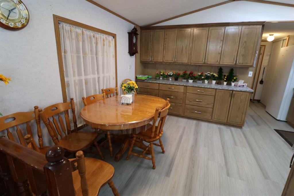 Fifth View of 317 4 st  , NONE, Bow Island, Alberta, T0K 0G0