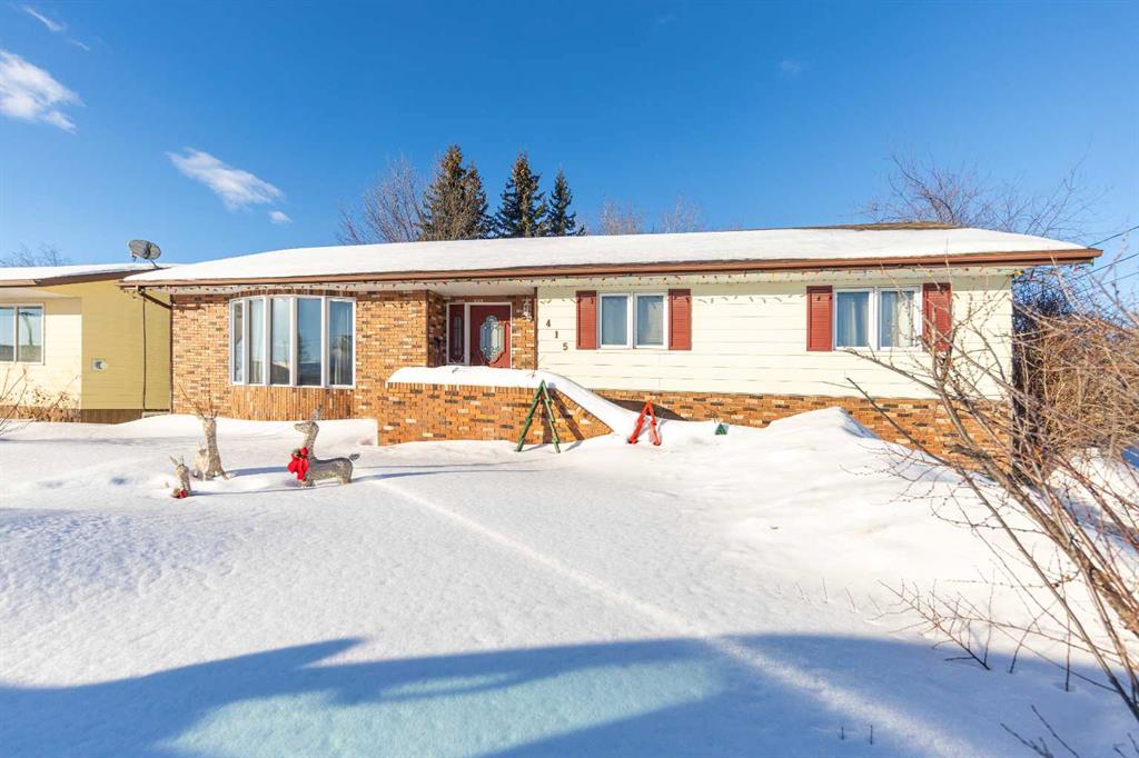 415 4 Street E, A2284204, Saskatchewan,