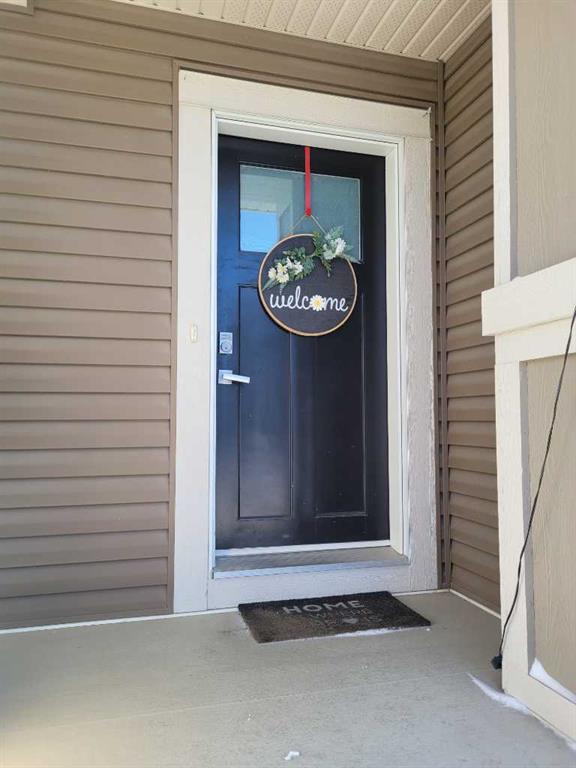 Fourth View of 613 Hillcrest Road SW, Hillcrest, Airdrie, Alberta, T4B 4C8