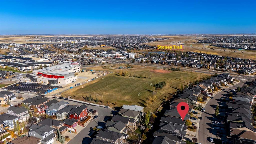 Fifth View of 76 Evanspark Circle NW, Evanston, Calgary, Alberta, T3P 0B4