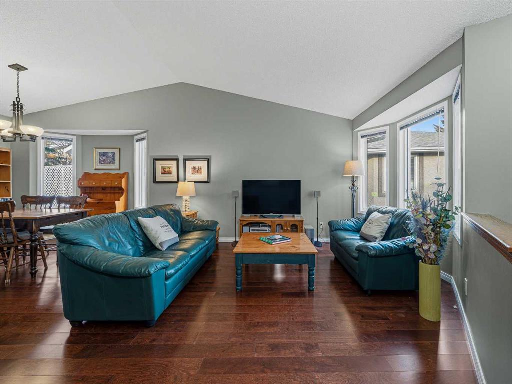 Fourth View of 301 Arbour Cliff Close NW, Arbour Lake, Calgary, Alberta, T3G3W8