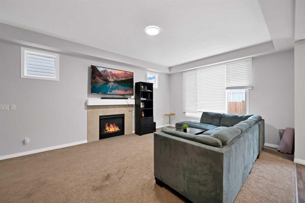 Fifth View of 33 Cityside Gardens NE, Cityscape, Calgary, Alberta, T3N 1J2