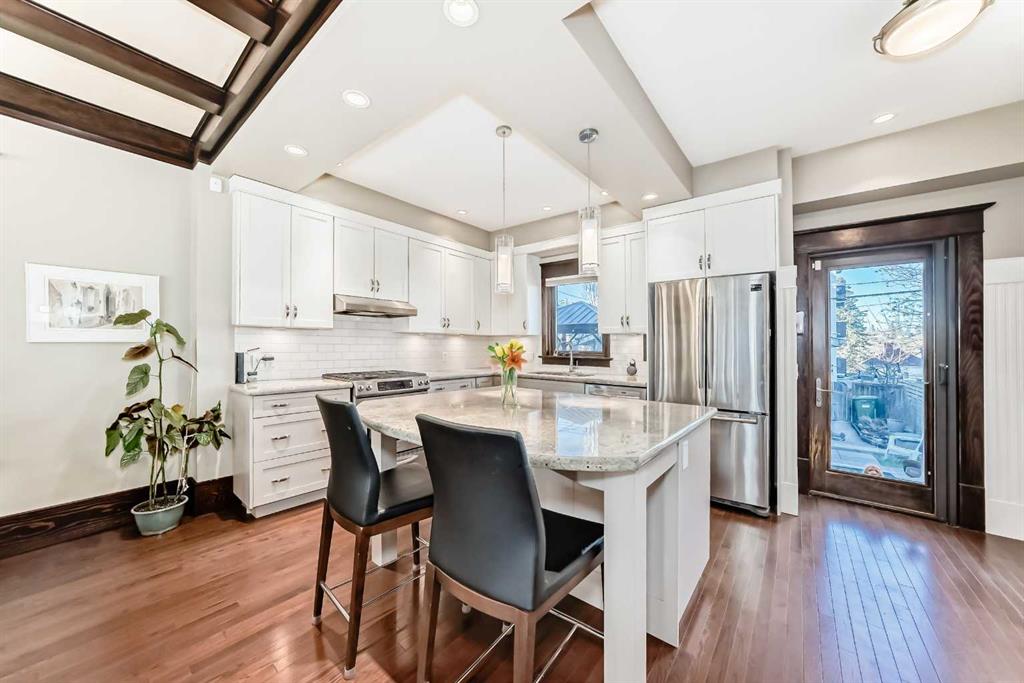 Fourth View of 2413 15 Street SW, Bankview, Calgary, Alberta, T2T 3Z4