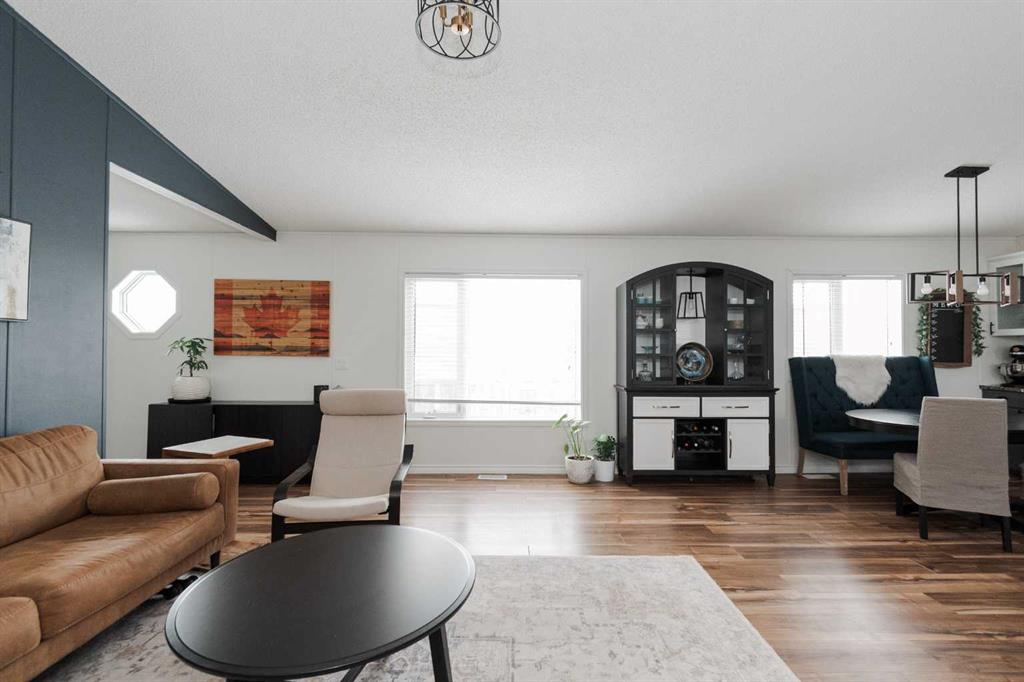 Fifth View of 252 Cokerill Crescent , Timberlea, Fort McMurray, Alberta, T9K2J2