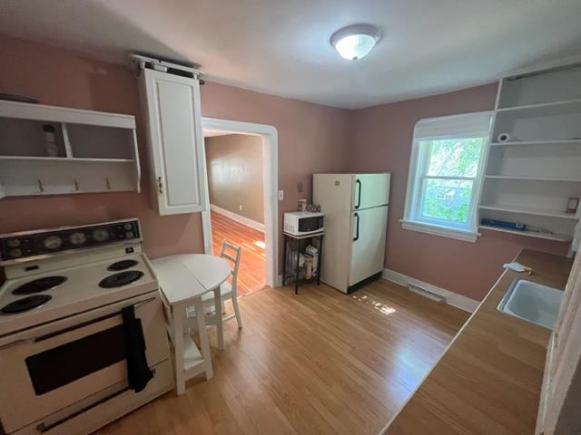 Fourth View of 10012 102 Street , Downtown, Peace River, Alberta, T8S1S6