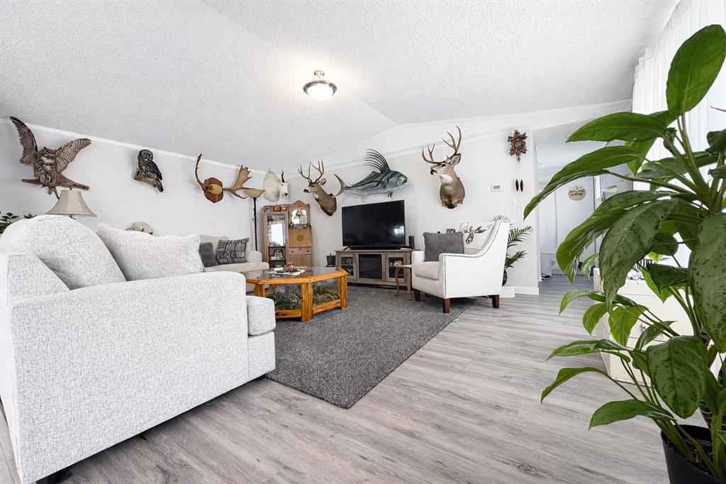 Fifth View of 8907 85 Avenue  , MH - Creekside, Grande Prairie, Alberta, T8X 0A8