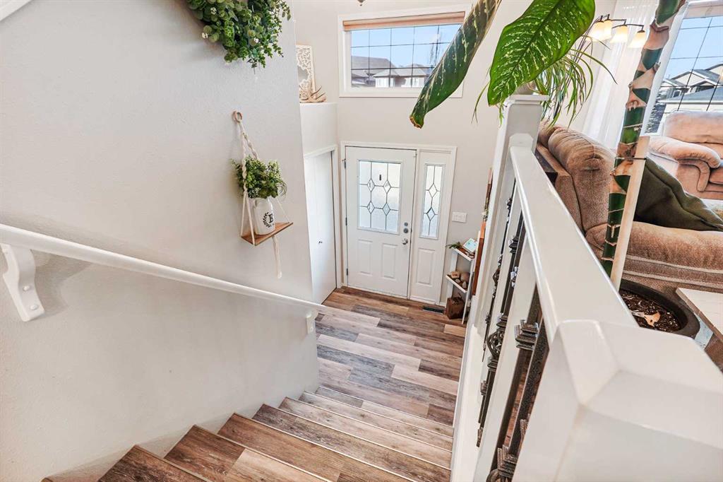 Fifth View of 86 Salish Place W, Indian Battle Heights, Lethbridge, Alberta, T1K 7X1