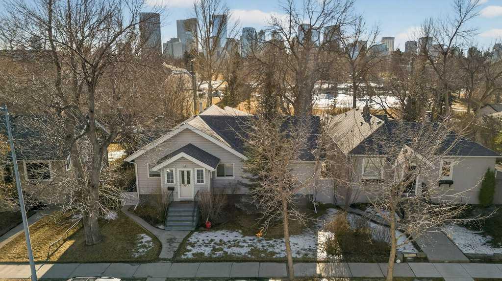 Third View of 327 12 Avenue NW, Crescent Heights, Calgary, Alberta, T2M0C8