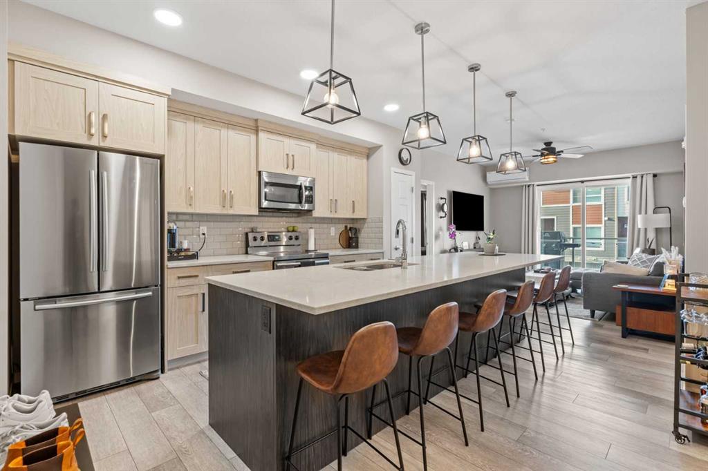 205, 370 Harvest Hills Common , A2284598, Alberta,