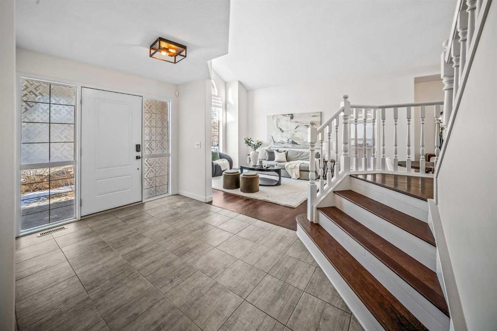 Fifth View of 95 Sierra Madre Crescent SW, Signal Hill, Calgary, Alberta, T3H 3M5