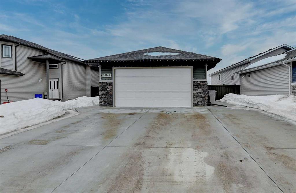 Third View of 10441 128 Avenue , Royal Oaks, Grande Prairie, Alberta, T8V4J9